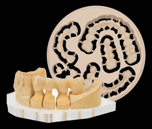 Polident krążek PMMA multilayers 18mm